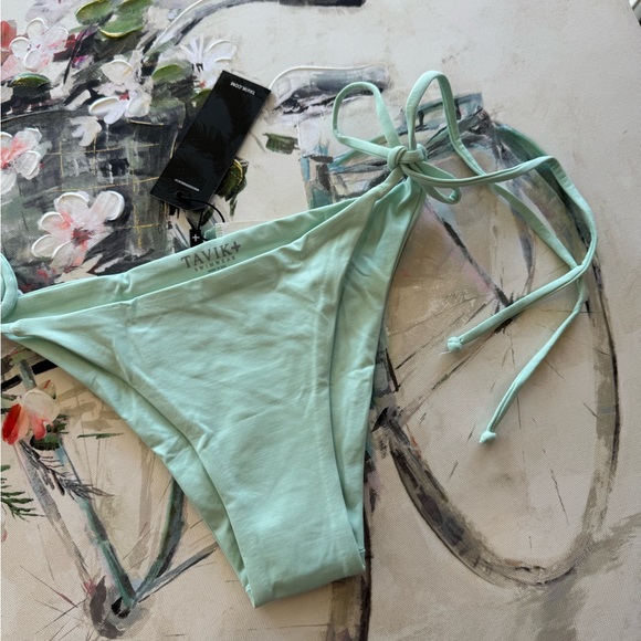 LAST PRICE🍒🤍 TAVIK swimming bottom 💐 - Picture 3 of 8